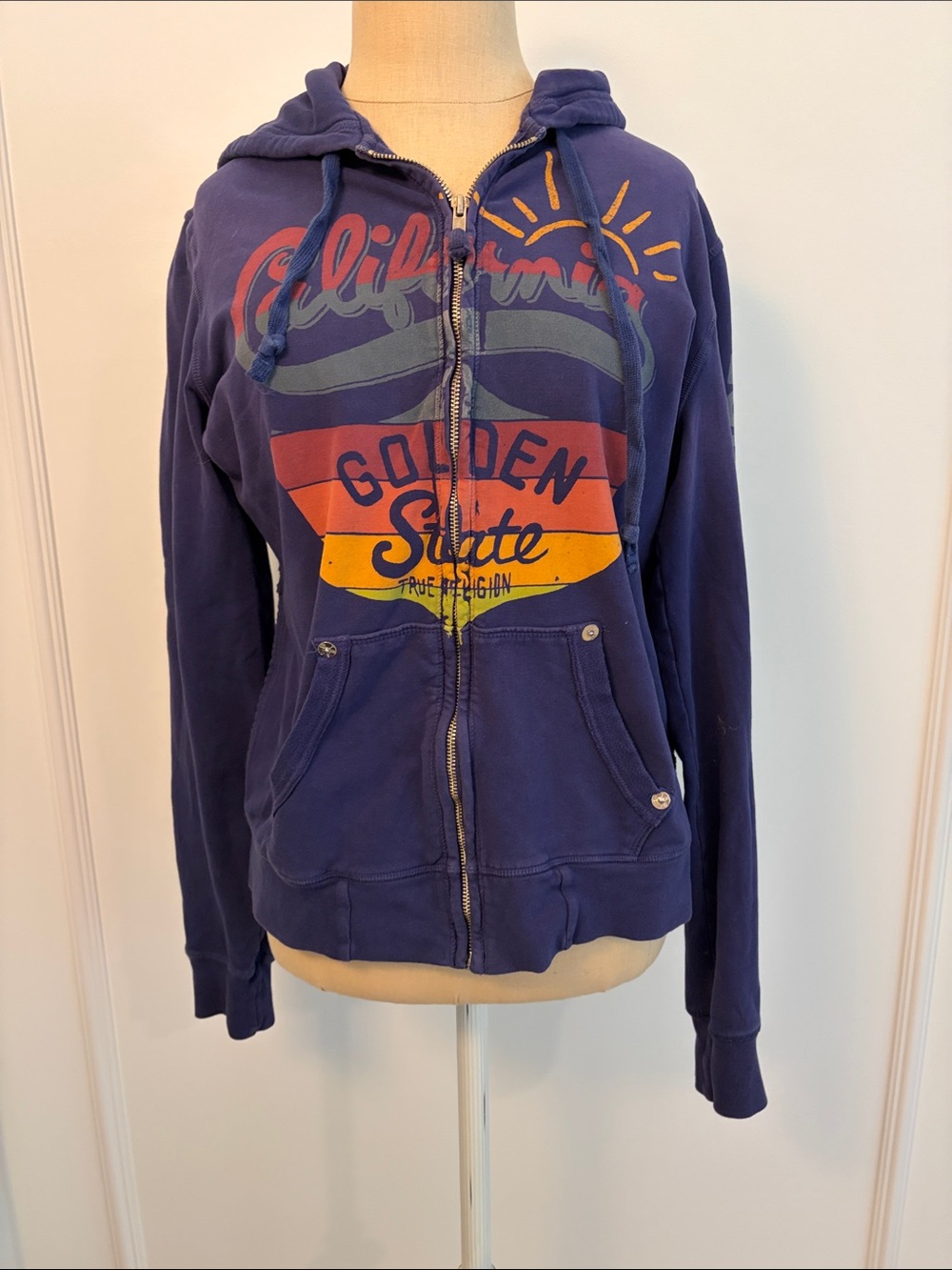 True Religion Navy Hoodie with California Logo & Los Angeles sleeve, L, GUC